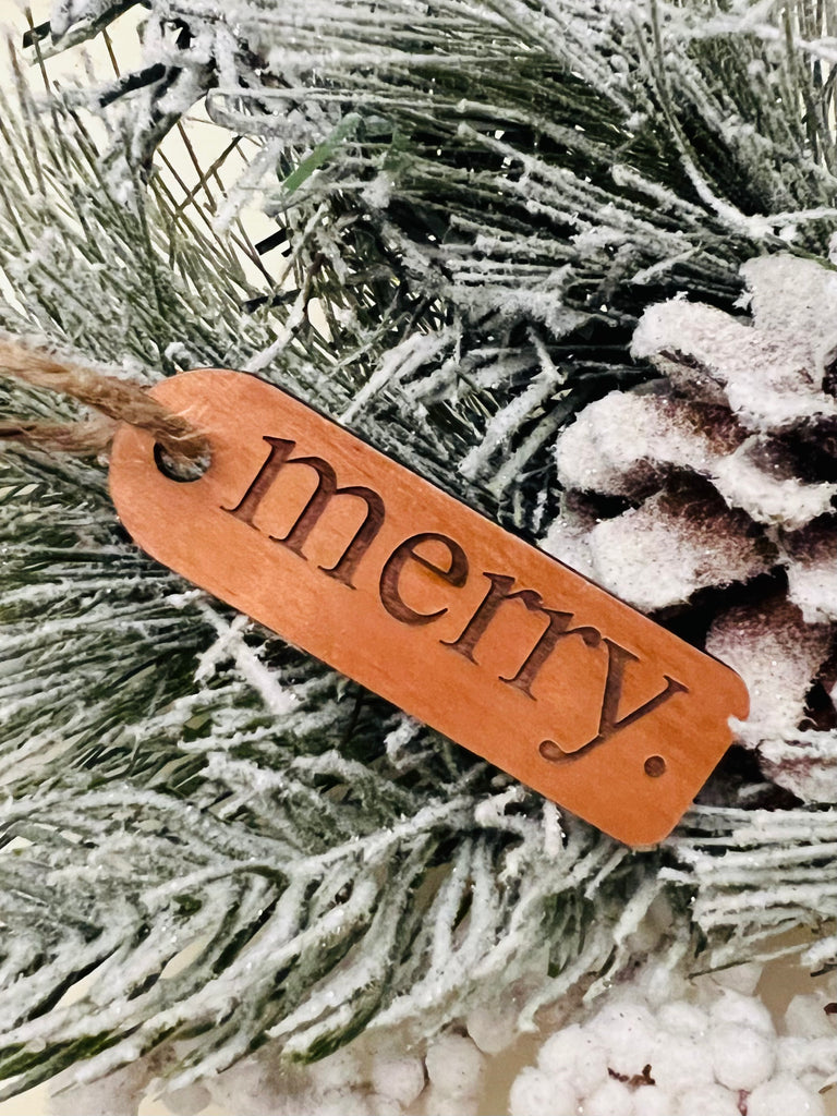 "merry." Holiday Gift Bag Tag (alder) - Qty 12